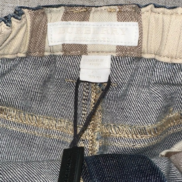 BURBERRY BABY UNISEX JEANS SZ: 2Y 100% AUTHENTIC 100% BRAND NEW W/ TAGS - Picture 10 of 15